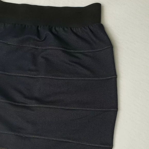 Blue Asphalt Womens Indigo Denim Paneled Stretch Pull On Skirt Size L. - Picture 8 of 10